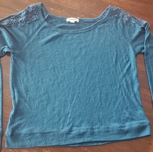 aeropostale size XL women's long sleeve sweater